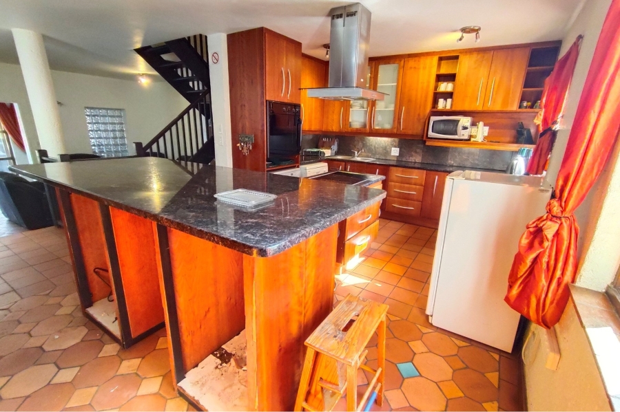 3 Bedroom Property for Sale in Ile du Lac North West